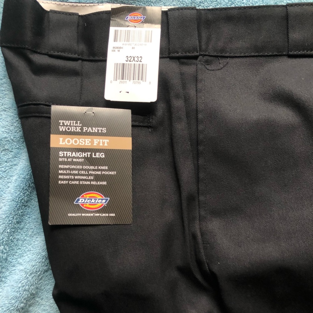 Dickies black straight leg mechanic pants. Never Dickies black mechanic pants